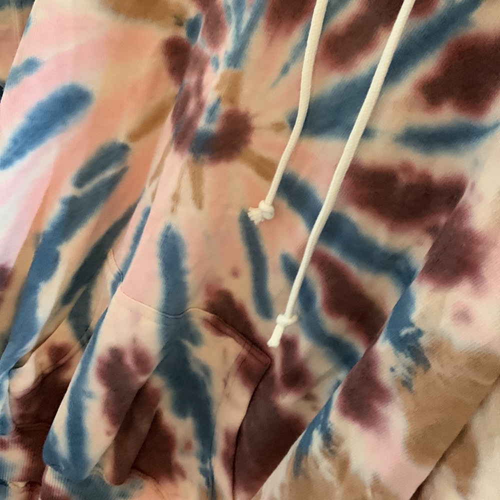 Macy’s Bundle (2 sweaters) - Picture 7 of 7